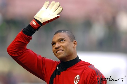 科莫vs萨索洛：尼科-帕斯、阿尔韦托-莫雷诺首发，马蒂奇、贝拉尔迪出战（科莫对阵萨索洛：尼科-帕斯与阿尔韦托-莫雷诺先发，马蒂奇、贝拉尔迪出战）