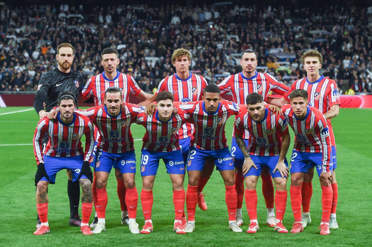 卡卡：对世界杯最美好的回忆是触碰奖杯；很期待新的赛制（卡卡：世界杯最难忘的瞬间是触碰大力神杯，期待新赛制）