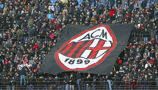 莱奥罚点前铃木彩艳对他说踢右边，最终莱奥踢向右边并且罚进（铃木彩艳点球前建议踢右，莱奥照做右侧破门）