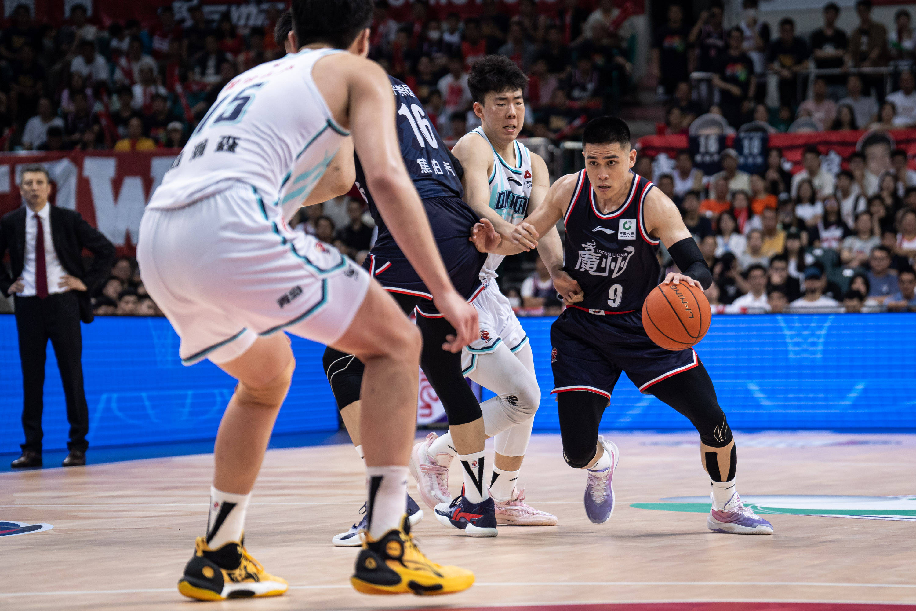 不仅帮助球 不仅帮助球